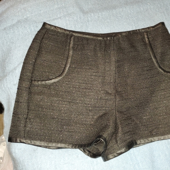 Club Night Faux Leather High Waist Shorts 🖤🤍🖤🤍 - Picture 2 of 7